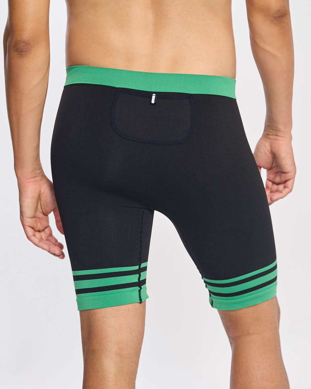 Dales - Performance verbessernde ultraleichte Shorts mittlere Kompression