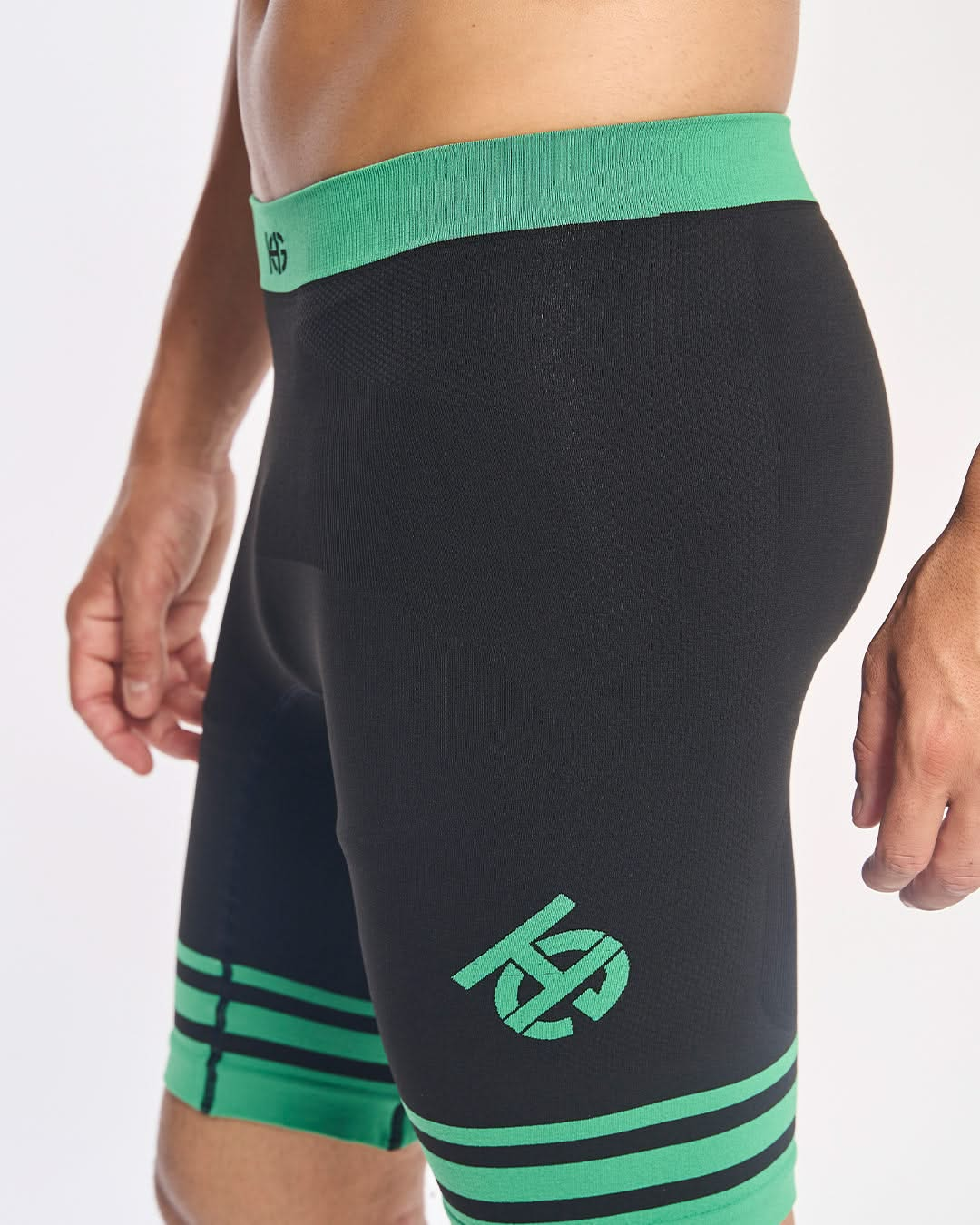 Dales - Performance verbessernde ultraleichte Shorts mittlere Kompression